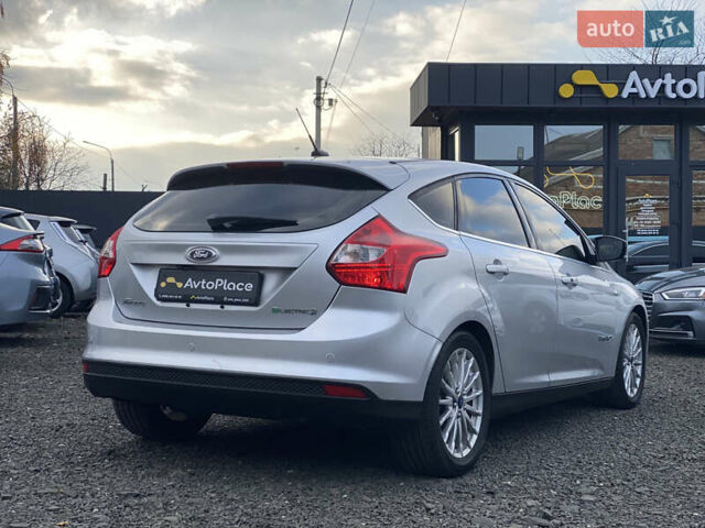 Сірий Форд Фокус, об'ємом двигуна 0 л та пробігом 106 тис. км за 6700 $, фото 61 на Automoto.ua