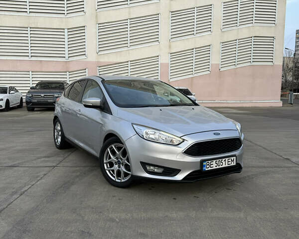 Сірий Форд Фокус, об'ємом двигуна 2 л та пробігом 160 тис. км за 8800 $, фото 1 на Automoto.ua