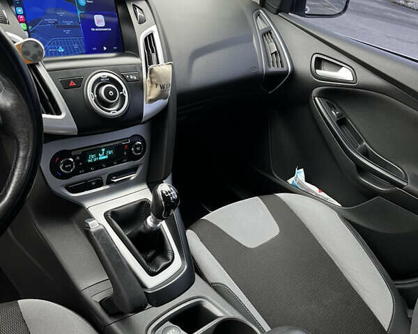 Серый Форд Фокус, объемом двигателя 1.56 л и пробегом 226 тыс. км за 7900 $, фото 35 на Automoto.ua