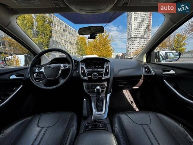 Сірий Форд Фокус, об'ємом двигуна 2 л та пробігом 180 тис. км за 8900 $, фото 9 на Automoto.ua