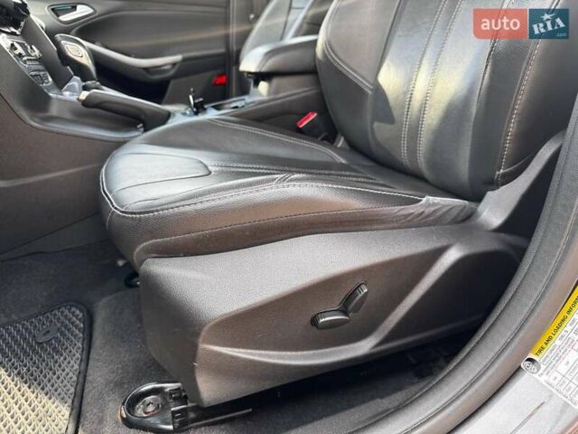 Сірий Форд Фокус, об'ємом двигуна 2 л та пробігом 180 тис. км за 8900 $, фото 16 на Automoto.ua