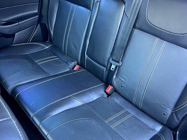 Сірий Форд Фокус, об'ємом двигуна 2 л та пробігом 218 тис. км за 6999 $, фото 7 на Automoto.ua