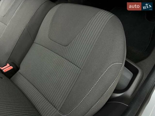 Форд Фокус 2014 в Стрые на Automoto.ua Серый Форд Фокус, объемом двигателя 1.6 л и пробегом 197 тыс. км за 9350 $, фото 100 на Automoto.ua