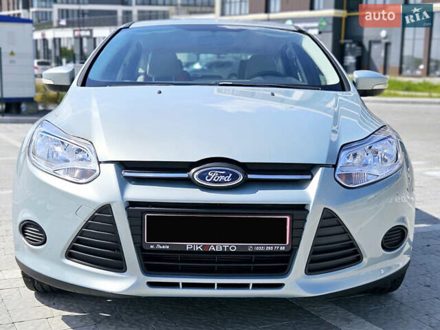 Серый Форд Фокус, объемом двигателя 0 л и пробегом 160 тыс. км за 6800 $, фото 7 на Automoto.ua