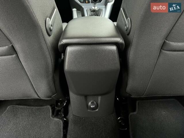 Форд Фокус 2014 в Стрые на Automoto.ua Серый Форд Фокус, объемом двигателя 1.6 л и пробегом 197 тыс. км за 9350 $, фото 146 на Automoto.ua