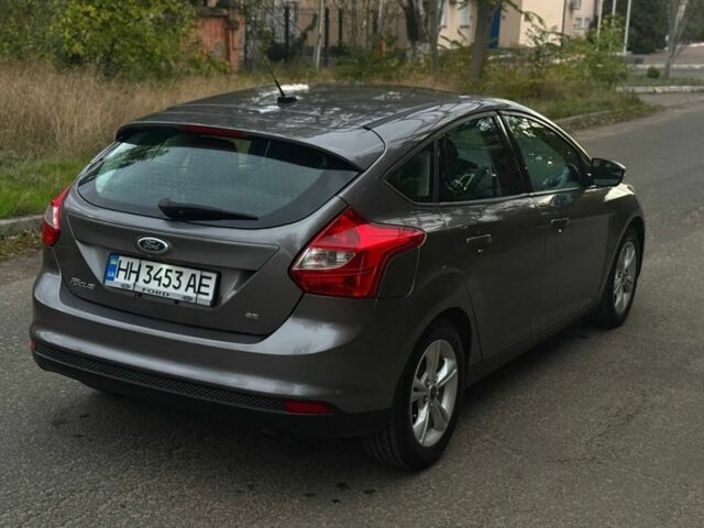 Сірий Форд Фокус, об'ємом двигуна 2 л та пробігом 180 тис. км за 5700 $, фото 3 на Automoto.ua
