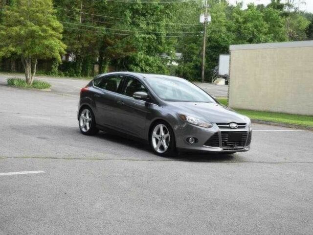 Сірий Форд Фокус, об'ємом двигуна 2 л та пробігом 132 тис. км за 4500 $, фото 1 на Automoto.ua