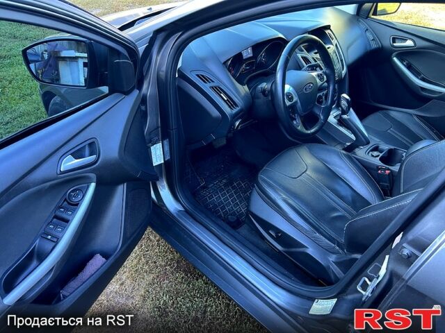 Сірий Форд Фокус, об'ємом двигуна 2 л та пробігом 218 тис. км за 6999 $, фото 6 на Automoto.ua