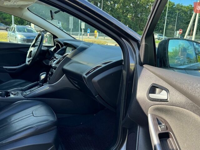 Сірий Форд Фокус, об'ємом двигуна 2 л та пробігом 140 тис. км за 7999 $, фото 13 на Automoto.ua