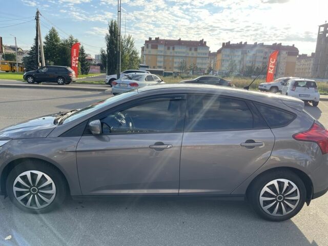 Форд Фокус 2014 в Киеве на Automoto.ua Серый Форд Фокус, объемом двигателя 1 л и пробегом 209 тыс. км за 5200 $, фото 4 на Automoto.ua