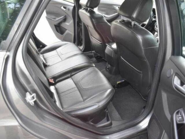 Сірий Форд Фокус, об'ємом двигуна 2 л та пробігом 132 тис. км за 4500 $, фото 13 на Automoto.ua