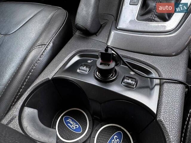 Сірий Форд Фокус, об'ємом двигуна 2 л та пробігом 180 тис. км за 8900 $, фото 13 на Automoto.ua