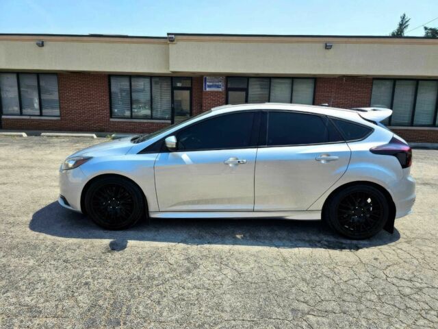 Форд Фокус 2014 в Киеве на Automoto.ua Серый Форд Фокус, объемом двигателя 2 л и пробегом 81 тыс. км за 2800 $, фото 3 на Automoto.ua