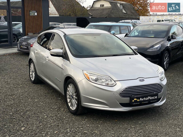 Серый Форд Фокус, объемом двигателя 0 л и пробегом 106 тыс. км за 6700 $, фото 16 на Automoto.ua