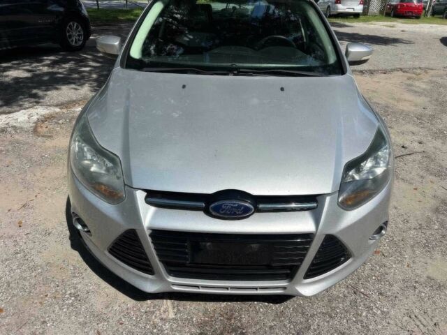 Серый Форд Фокус, объемом двигателя 2 л и пробегом 90 тыс. км за 2200 $, фото 1 на Automoto.ua