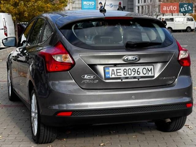 Сірий Форд Фокус, об'ємом двигуна 2 л та пробігом 180 тис. км за 8900 $, фото 4 на Automoto.ua