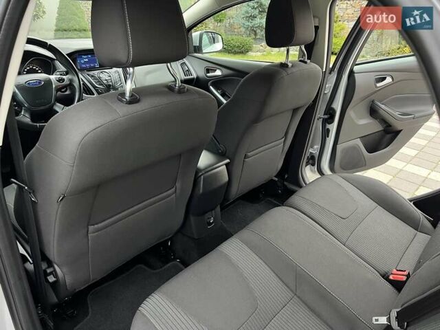 Форд Фокус 2014 в Стрые на Automoto.ua Серый Форд Фокус, объемом двигателя 1.6 л и пробегом 197 тыс. км за 9350 $, фото 91 на Automoto.ua