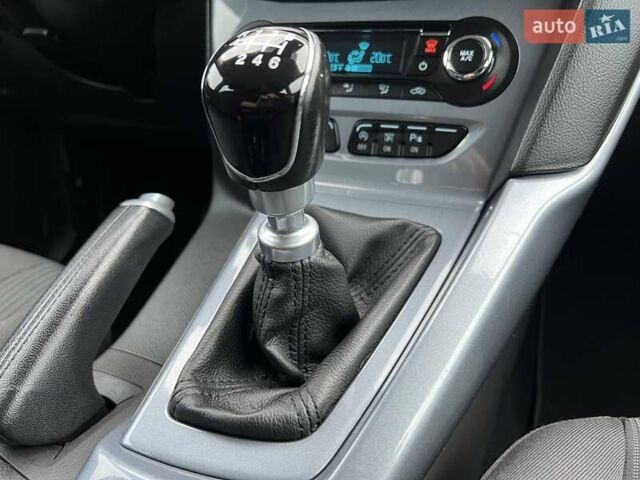 Форд Фокус 2014 в Стрые на Automoto.ua Серый Форд Фокус, объемом двигателя 1.6 л и пробегом 197 тыс. км за 9350 $, фото 143 на Automoto.ua