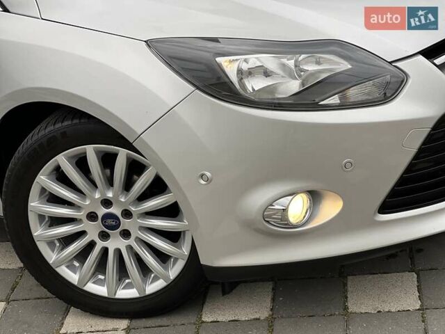 Форд Фокус 2014 в Стрые на Automoto.ua Серый Форд Фокус, объемом двигателя 1.6 л и пробегом 197 тыс. км за 9350 $, фото 15 на Automoto.ua