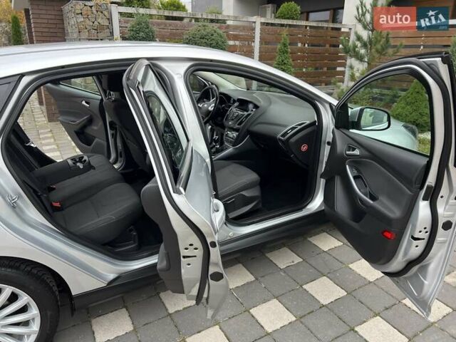 Форд Фокус 2014 в Стрые на Automoto.ua Серый Форд Фокус, объемом двигателя 1.6 л и пробегом 197 тыс. км за 9350 $, фото 2 на Automoto.ua