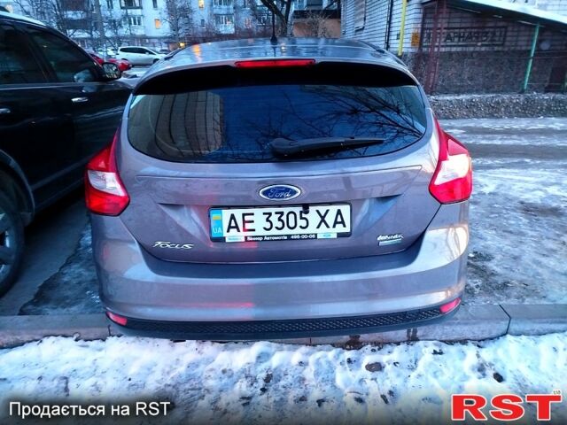 Серый Форд Фокус, объемом двигателя 1 л и пробегом 180 тыс. км за 7000 $, фото 4 на Automoto.ua