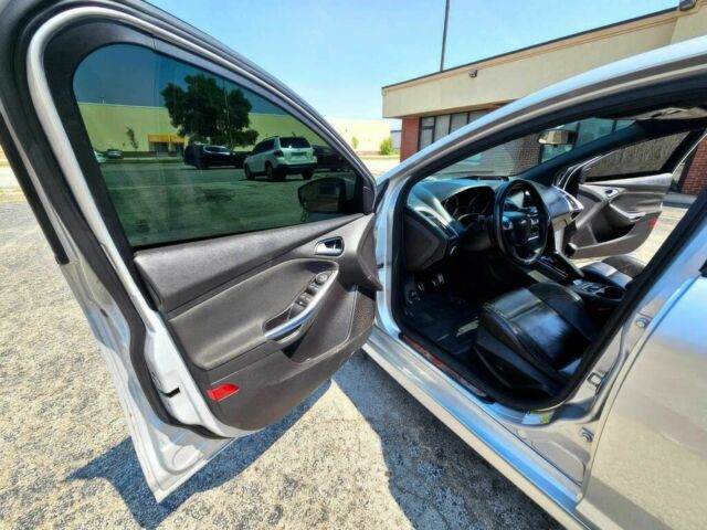 Форд Фокус 2014 в Киеве на Automoto.ua Серый Форд Фокус, объемом двигателя 2 л и пробегом 81 тыс. км за 2800 $, фото 8 на Automoto.ua