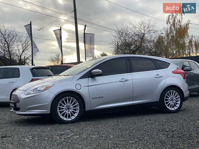 Сірий Форд Фокус, об'ємом двигуна 0 л та пробігом 106 тис. км за 6700 $, фото 6 на Automoto.ua