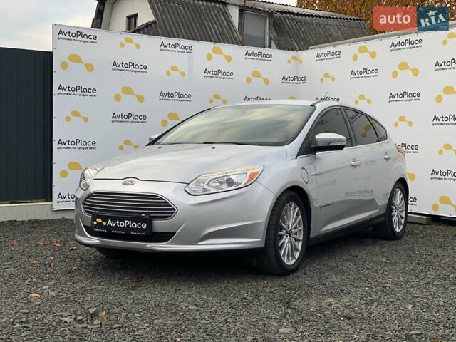 Сірий Форд Фокус, об'ємом двигуна 0 л та пробігом 106 тис. км за 6700 $, фото 85 на Automoto.ua