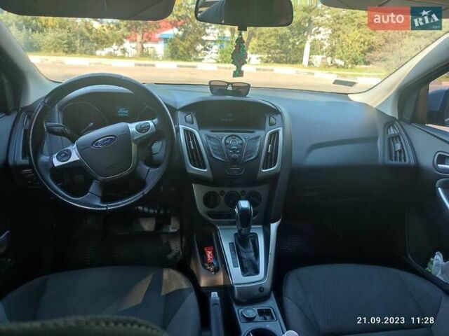 Сірий Форд Фокус, об'ємом двигуна 2 л та пробігом 130 тис. км за 9999 $, фото 3 на Automoto.ua