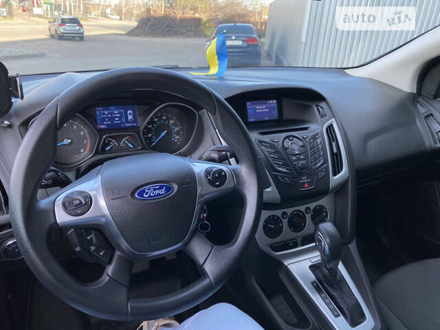 Сірий Форд Фокус, об'ємом двигуна 2 л та пробігом 180 тис. км за 8500 $, фото 22 на Automoto.ua