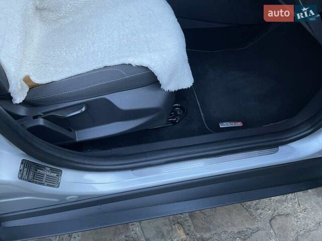 Серый Форд Фокус, объемом двигателя 1.6 л и пробегом 198 тыс. км за 9800 $, фото 15 на Automoto.ua