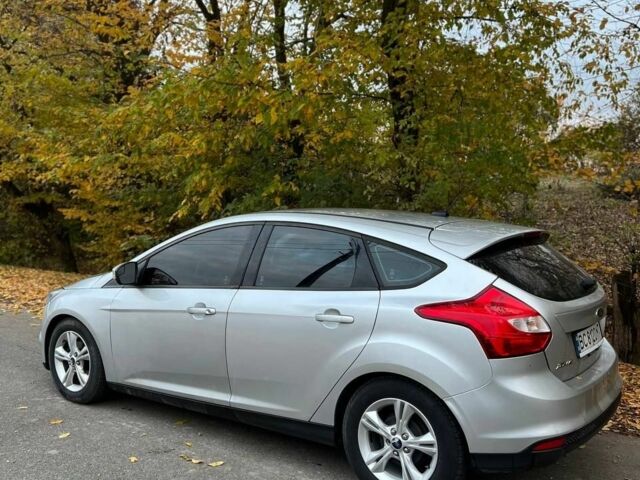 Серый Форд Фокус, объемом двигателя 2 л и пробегом 222 тыс. км за 5800 $, фото 4 на Automoto.ua