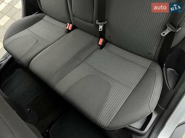 Форд Фокус 2014 в Стрые на Automoto.ua Серый Форд Фокус, объемом двигателя 1.6 л и пробегом 197 тыс. км за 9350 $, фото 96 на Automoto.ua