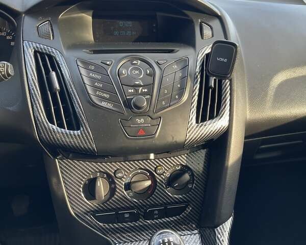 Серый Форд Фокус, объемом двигателя 1 л и пробегом 207 тыс. км за 6300 $, фото 21 на Automoto.ua