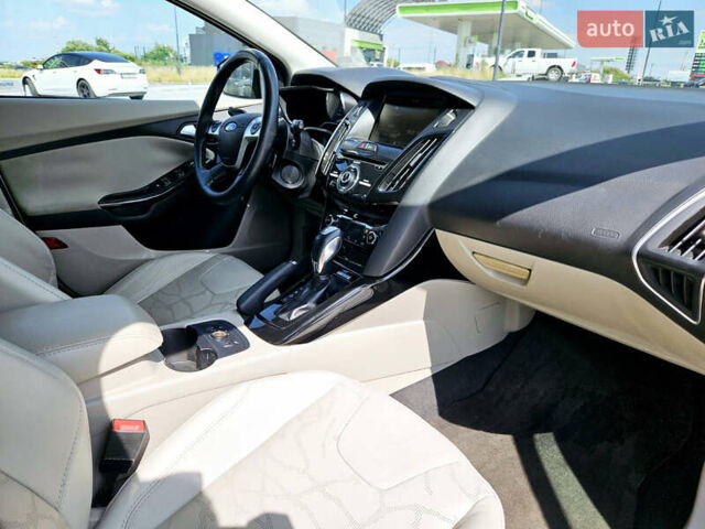 Серый Форд Фокус, объемом двигателя 0 л и пробегом 160 тыс. км за 6800 $, фото 17 на Automoto.ua