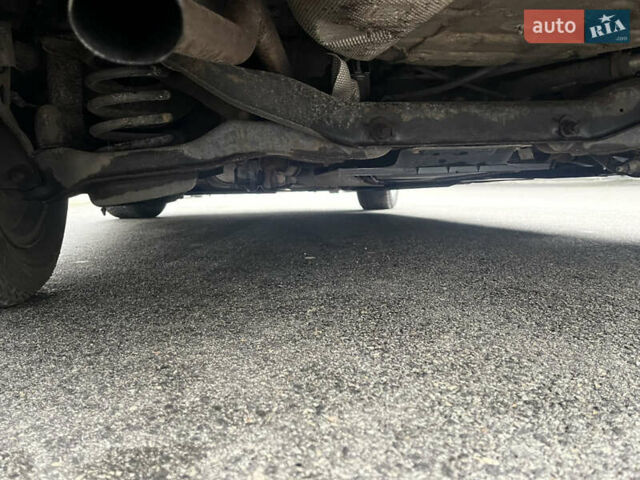 Сірий Форд Фокус, об'ємом двигуна 1 л та пробігом 129 тис. км за 6499 $, фото 30 на Automoto.ua