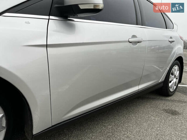 Серый Форд Фокус, объемом двигателя 1.56 л и пробегом 226 тыс. км за 7900 $, фото 10 на Automoto.ua