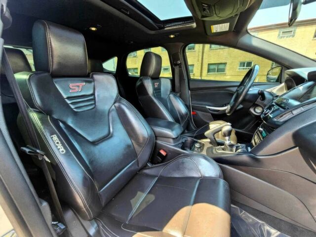 Форд Фокус 2014 в Киеве на Automoto.ua Серый Форд Фокус, объемом двигателя 2 л и пробегом 81 тыс. км за 2800 $, фото 9 на Automoto.ua