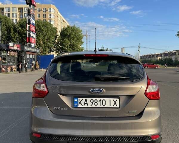 Серый Форд Фокус, объемом двигателя 1 л и пробегом 207 тыс. км за 6300 $, фото 5 на Automoto.ua