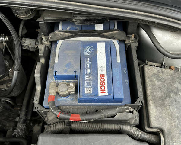 Серый Форд Фокус, объемом двигателя 1.56 л и пробегом 226 тыс. км за 7900 $, фото 56 на Automoto.ua