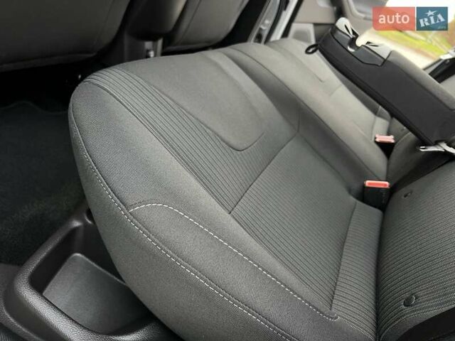 Форд Фокус 2014 в Стрые на Automoto.ua Серый Форд Фокус, объемом двигателя 1.6 л и пробегом 197 тыс. км за 9350 $, фото 93 на Automoto.ua