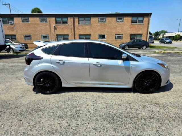 Форд Фокус 2014 в Киеве на Automoto.ua Серый Форд Фокус, объемом двигателя 2 л и пробегом 81 тыс. км за 2800 $, фото 7 на Automoto.ua