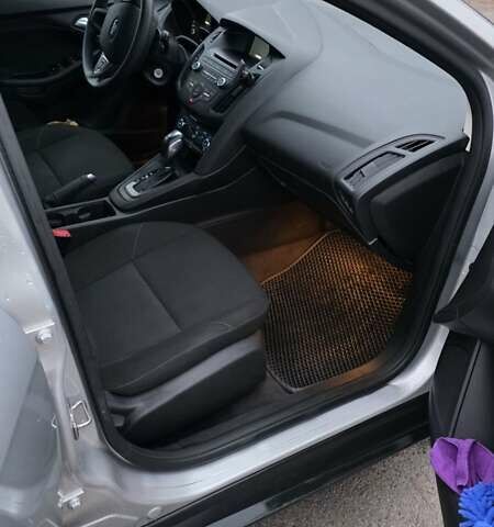 Серый Форд Фокус, объемом двигателя 2 л и пробегом 80 тыс. км за 7950 $, фото 9 на Automoto.ua