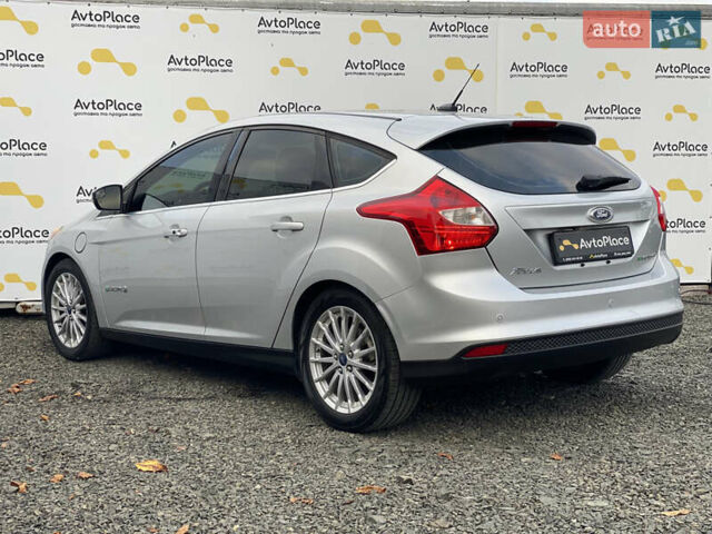 Серый Форд Фокус, объемом двигателя 0 л и пробегом 106 тыс. км за 6700 $, фото 81 на Automoto.ua
