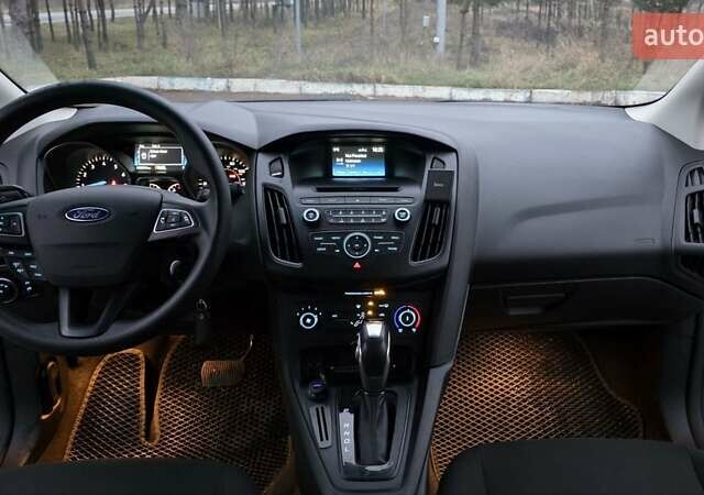 Серый Форд Фокус, объемом двигателя 2 л и пробегом 80 тыс. км за 7950 $, фото 10 на Automoto.ua