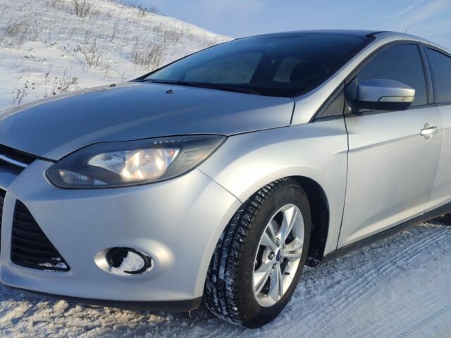 Сірий Форд Фокус, об'ємом двигуна 2 л та пробігом 158 тис. км за 4000 $, фото 2 на Automoto.ua