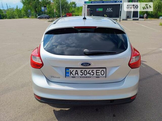 Сірий Форд Фокус, об'ємом двигуна 2 л та пробігом 201 тис. км за 7200 $, фото 6 на Automoto.ua