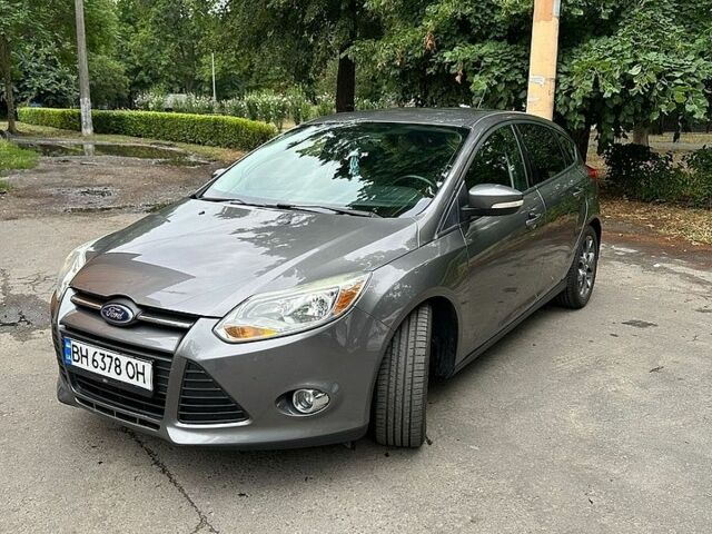 Сірий Форд Фокус, об'ємом двигуна 2 л та пробігом 176 тис. км за 7000 $, фото 2 на Automoto.ua