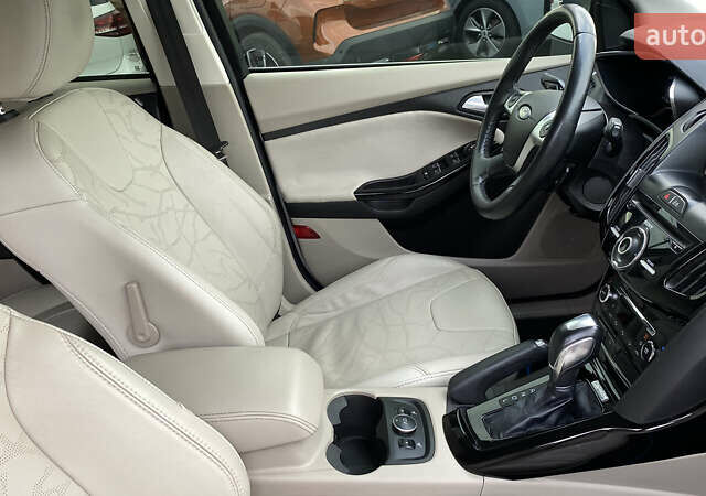 Сірий Форд Фокус, об'ємом двигуна 0 л та пробігом 106 тис. км за 6700 $, фото 39 на Automoto.ua