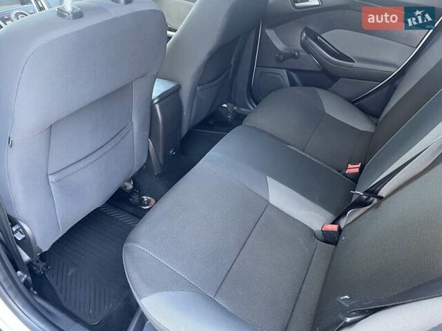 Серый Форд Фокус, объемом двигателя 1.56 л и пробегом 155 тыс. км за 8100 $, фото 7 на Automoto.ua